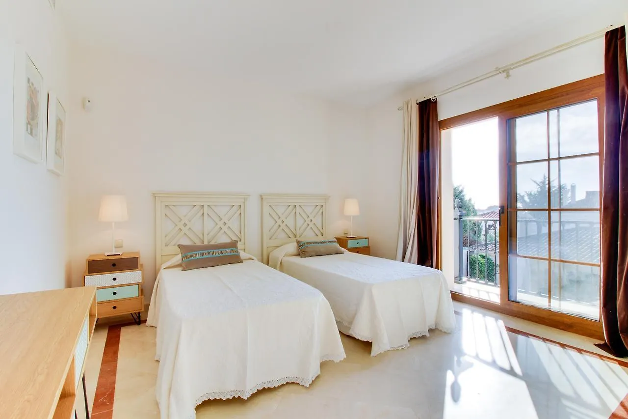Villa Lirios Marbella