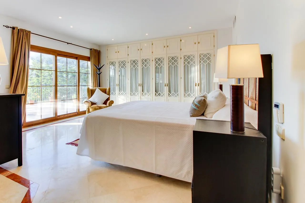 Villa Lirios Marbella 0*,