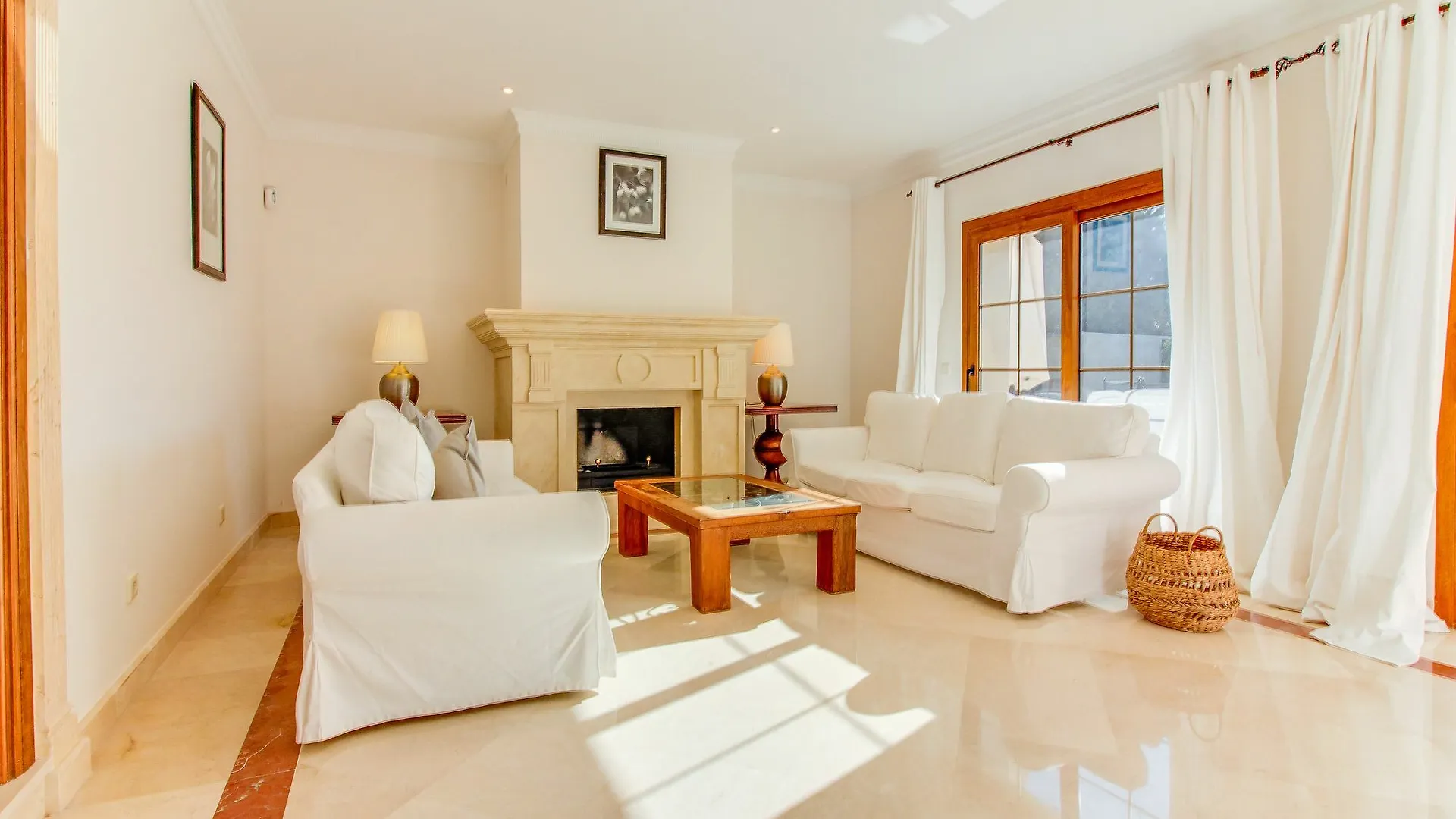 Villa Lirios Marbella 0*,  Spain